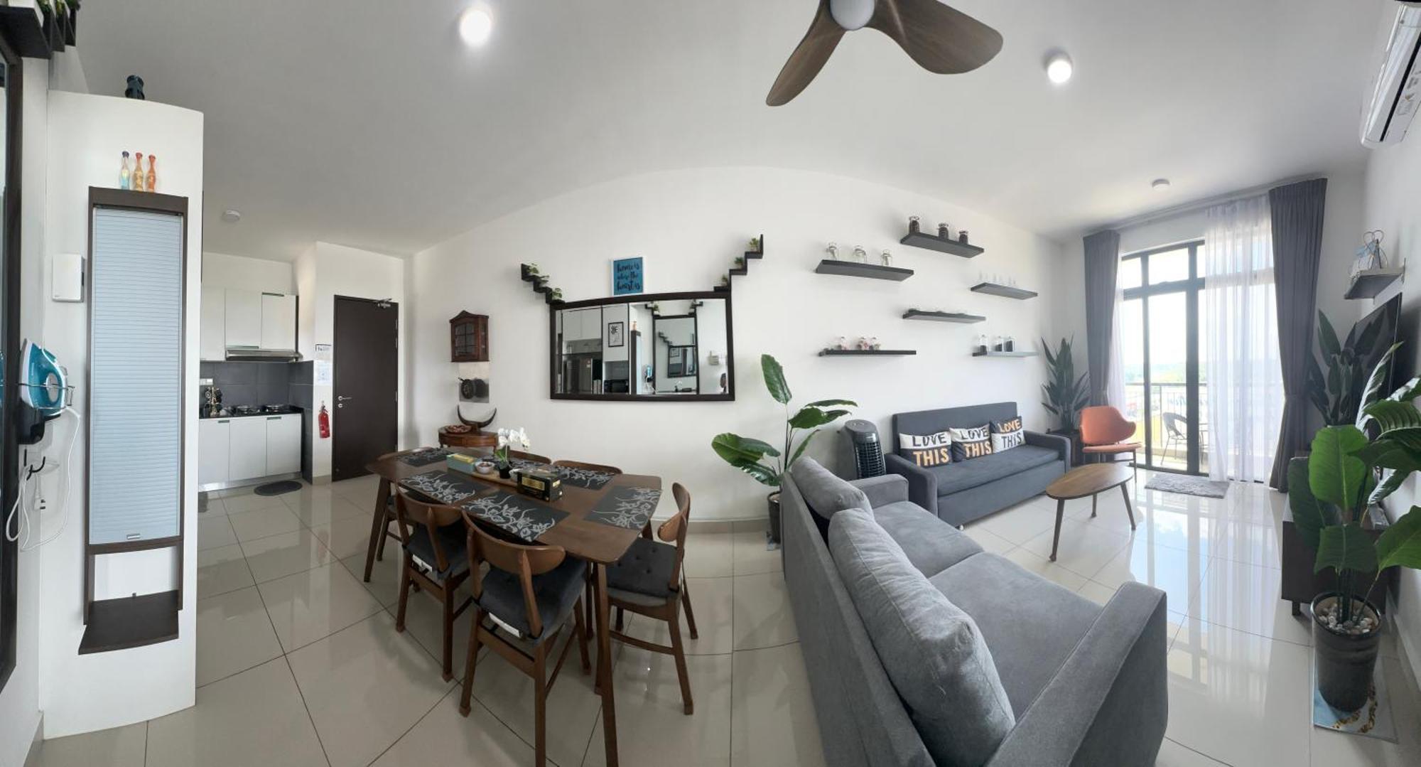 Johor Dhancell Executive 8 Pax Netflix Wifi Apartment Desaru