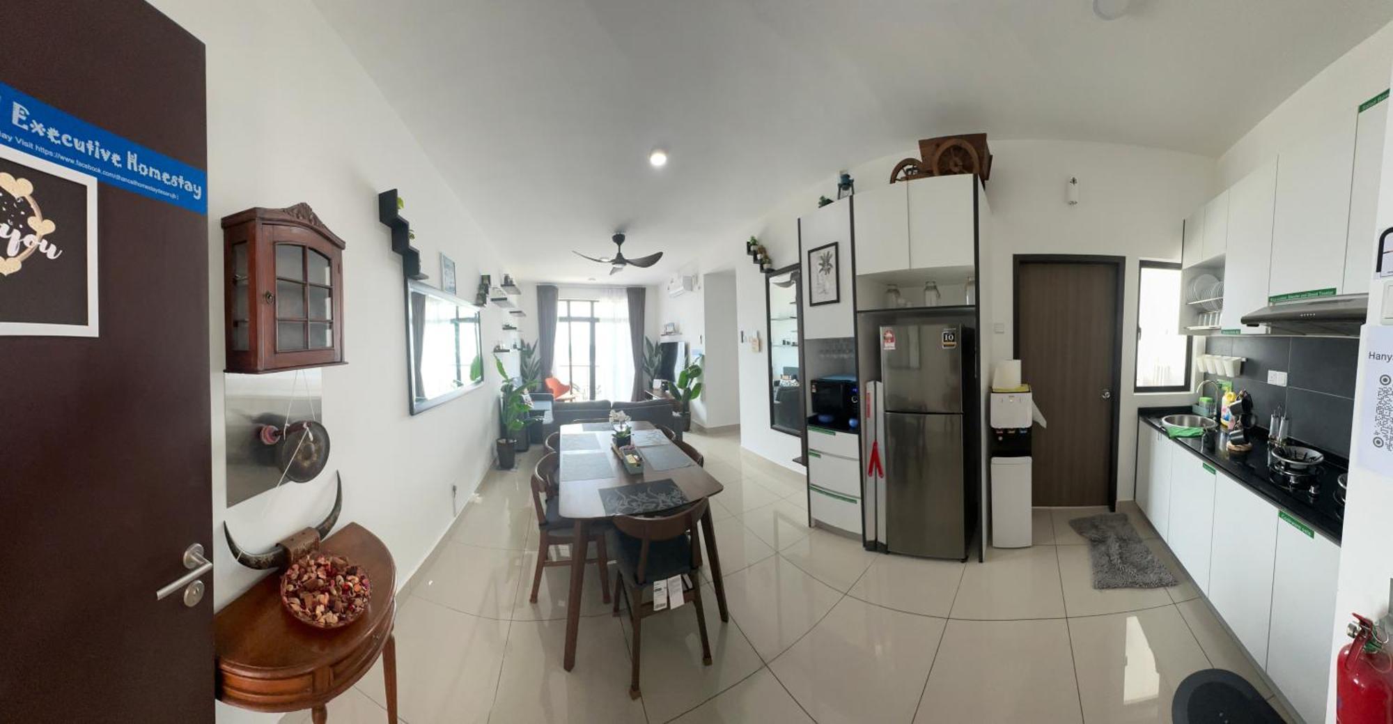 Apartment Johor Dhancell Executive 8 Pax Netflix Wifi Desaru